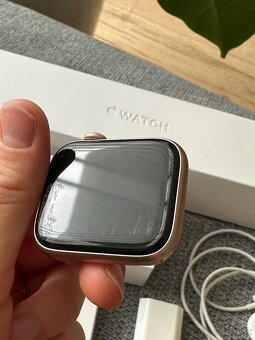 Apple Watch Series 5 Rose gold - 12