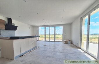 Novostavba štvorizbového rodinného domu s unikátnou panorá - 12