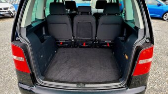 Volkswagen Touran 1.9 TDI-66kw - 12