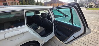 Volkswagen Passat Variant 1.8 TSI BMT Highline DSG - 12