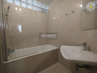 HALO reality - Predaj, trojizbový byt Piešťany - 12