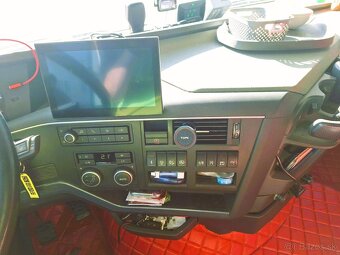 VOLVO FH 460 GLOBETROTER EURO 6 + HYDRAULIKA - 12