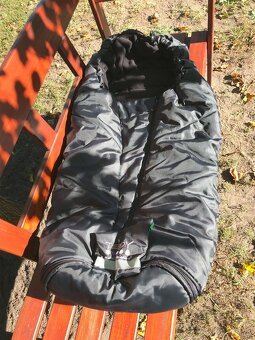 Predám zachovalí, plne funkčný kočík 3v1 + darujem - 12