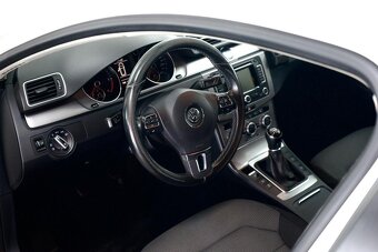 VW Passat Variant B7 2.0TDi - 12