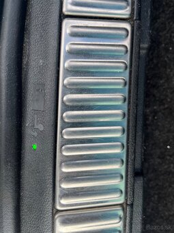 Superb 1.6 Tdi 88 kw - 12