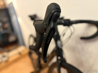 Cestný bicykel Bianchi Infinito XE Ultegra GRX – Endurance - 12