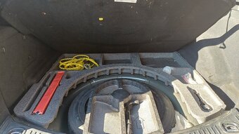 Ford mondeo mk4 2.0 tdci 103kw - 12