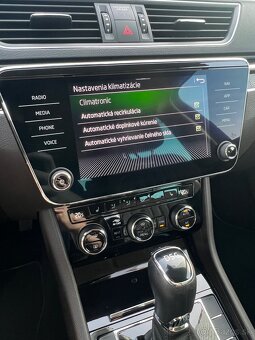 Predam Škoda Superb Combi L&K Facelift 2.0TDI DSG - 12