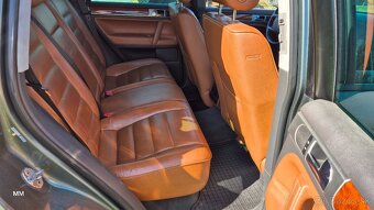 VW Touareg - 12