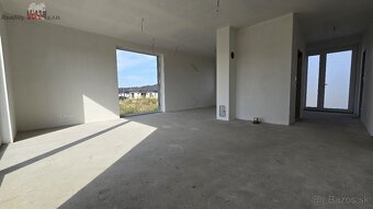 Elegantný dom v meste Gbely – Kúcanka, 924m2 - 12