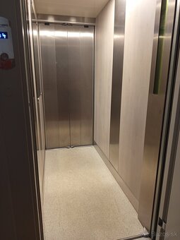 NA predaj 1 izbový byt LEvice, blízko zdravotné stredisko S - 12