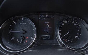 Nissan Qashqai 1.5 dCi Tekna - 12