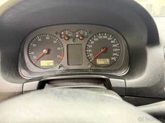 Vw golf 1.8 92kw - 12