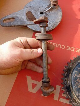 Predám kompletné kolesá na čz 125 T - 12