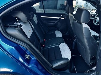 Škoda Octavia 2.0 TFSI RS 147 kW - 12