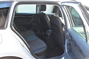 Škoda Octavia Combi 2.0 TDI Style DSG 12.600,- EUR - 12