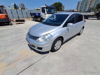 Nissan Tiida 1.6 - 12