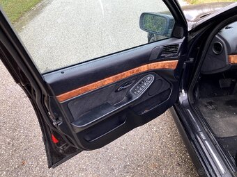 Bmw e39 523i - 12