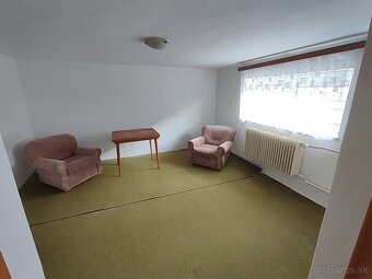 Rodinný dom Brusno - predaj - 12