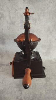 Starý mlýnek na kávu - 12