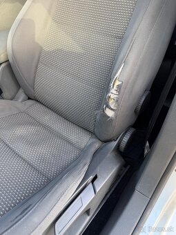 VW Golf 5 1.9 TDI - 12