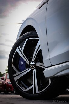 Volkswagen Golf 2.0 TSI 320k R 4MOTION DSG - 12