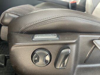 VW Passat 2.0Tdi sedan Top Stav - 12