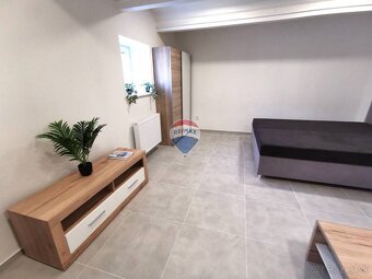 Na prenájom zrekonštruovaný 1,5 izbový byt, 40m2, ul. Šoltés - 12