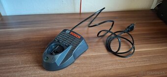 Bosch Professional GSR 12V + 2 batérie + nabíjačka - 12