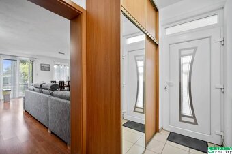 NOVÁ CENA predaj pekného 4-izbového RD v Kamennom Mlyne v - 12