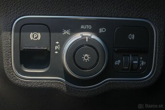 Mercedes-Benz GLB 180d A/T - 12