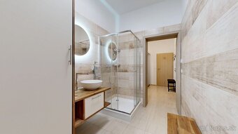 PINK Reality – Prenájom 2-izbového bytu so záhradkou v centr - 12