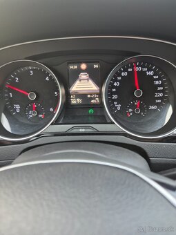 Volkswagen Passat combi B8, dsg - 12