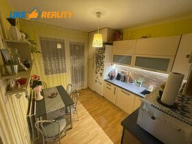 EXKLUZÍVNE:Predaj 3-izbového bytu s balkónom na sídlisku Roz - 12