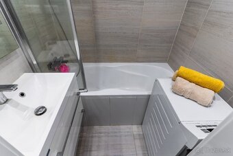 ZREKONŠTRUOVANÝ 1,5 izb. byt + 2x loggia - Bielocekevská ul. - 12