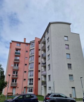 Na predaj 2+1 izbový byt, Sihoť - Armádna ul. Trenčín,balkón - 12