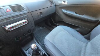 Predám motorové vozidlo ŠKODA FABIA COMBI 1.2 HTP 47kW - 12