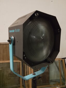 Broncolor - 12