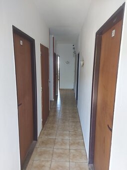 Investícia - Predám veľký RD ktorý ma zapísané 3byty na LV - 12