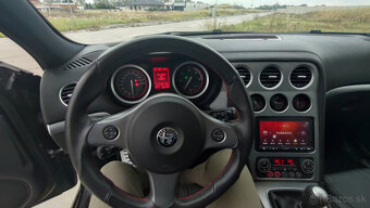 Predám Alfa Romeo 159 SW Ti 1.9 JTDm 150 koní - 12