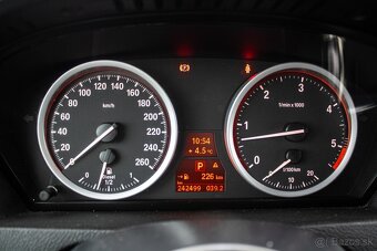 BMW X6 xDrive 35sd - 12