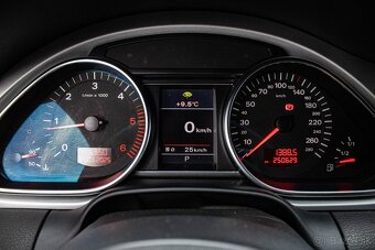 2008 Audi Q7 3.0 TDI 176kW Koža 3x S-Line - 12