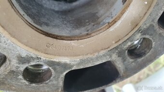 Elektrony s pneumatikami 215/55R17 - 12