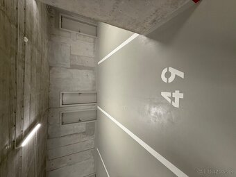 ÚPLNE NOVÝ 2-IZB. APARTMÁN V PROJEKTE METROPOLIS, PARKING - 12