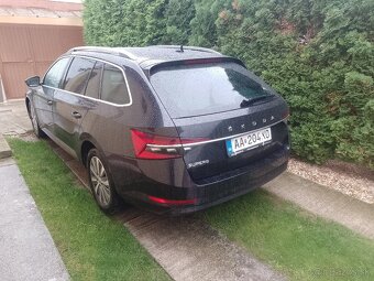 Predám Škoda Superb 3 combi obsah 1,6desel ročník 2020 DSG - 12