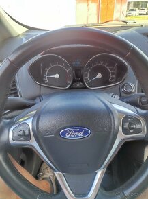 Ford ecosport benzín - 12