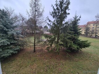 Predám 3 iz. byt na ul. Priateľstva v Komárne - 12