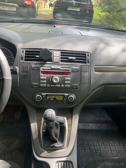 Ford C-MAX - 12