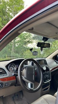 Chrysler Grand Voyager 3.6 LPG 211KW - 12