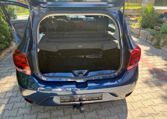 Dacia Sandero 1,0 SCe Top stav 1 Maj. Tažné benzín manuál - 12